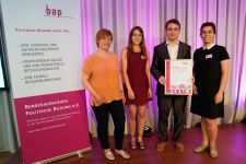 bap-Preis Politische Bildung zum Thema „Wir müssen reden!“ — 3. Juni in Berlin